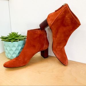 ZARA WOMAN Suede Rust Booties